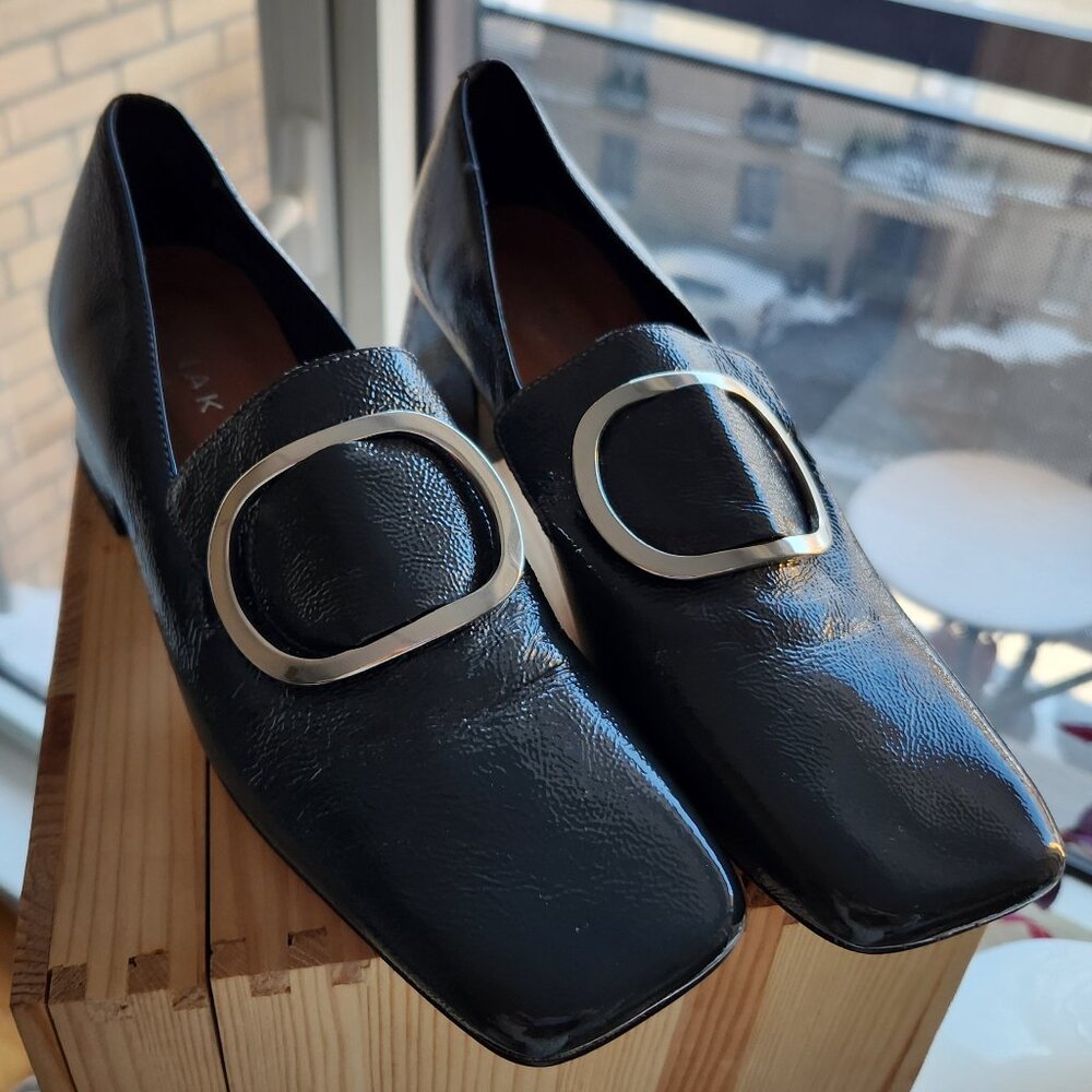 *NEW* Jonak Paris Charcoal Gray Patent Buckle Heeled Loafers – US 6/6.5